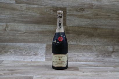 1 Bouteille de MOËT & CHANDON 1959, BRUT...