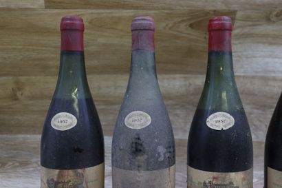 6 bouteilles de MOULIN A VENT 1937 , Château...