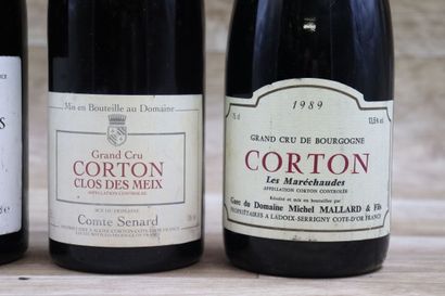 Lot de 4 Bouteilles de CORTON, dont : 1 CORTON...