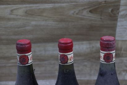 5 bouteilles de CHATEAUNEUF DU PAPE 1947....