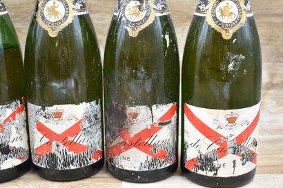 CASTELLANE
6 bouteilles de Champagne DE CASTELLANE...