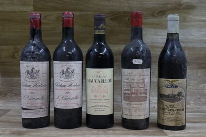 Réunion de 5 bouteilles, 2 bouteilles Château...