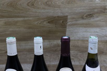Lot Bourgogne 
Réunion de 4 bouteilles :...