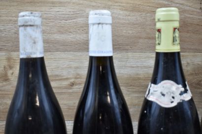 Lot de 6 bouteilles comprenant :

- 2 bouteilles...