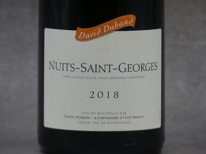 Réunion de 6 bouteilles Nuits St Georges



4...