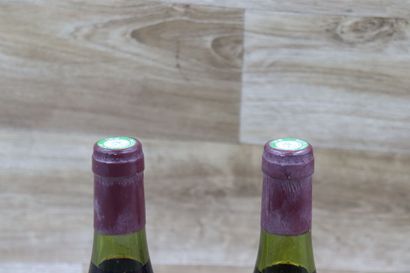 2 Bouteilles de CLOS DE LA ROCHE 1990, GRAND...