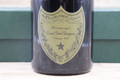 1 Magnum DOM PERIGNON 1976, dans son coffret...
