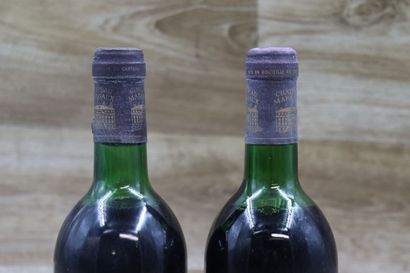 2 Bouteilles de MARGAUX 1977, CHATEAU MARGAUX,...