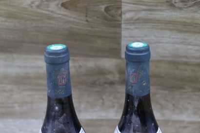 2 bouteilles de CORTON CHARLEMAGNE 2001,...