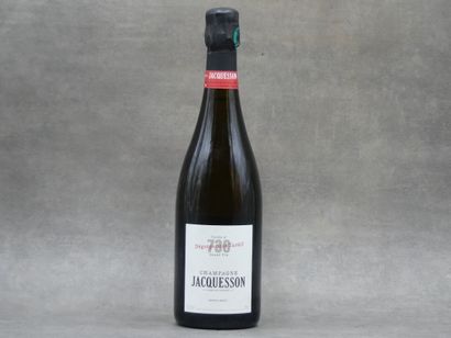 Réunion de 3 bouteilles de Champagne



1...