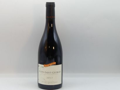 Réunion de 6 bouteilles Nuits St Georges



4...