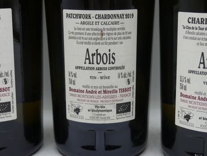 Réunion de 3 bouteilles d'Arbois.



1 Bouteille...