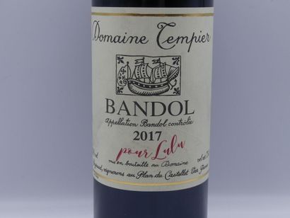 Réunion de 3 bouteilles Bandol.



1 Bouteille...