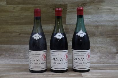 3 Bouteilles de VOLNAY 1949, CLOS DES CHAMPANS,...