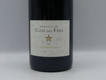 Réunion de 3 bouteilles Cotes du Roussillon...
