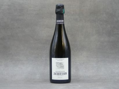 Réunion de 3 bouteilles de Champagne



1...