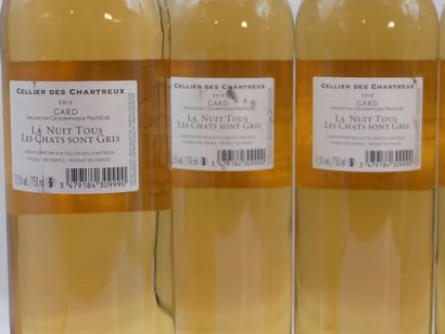 Réunion de 7 Bouteilles 



1 Bouteille VAUCLUSE...