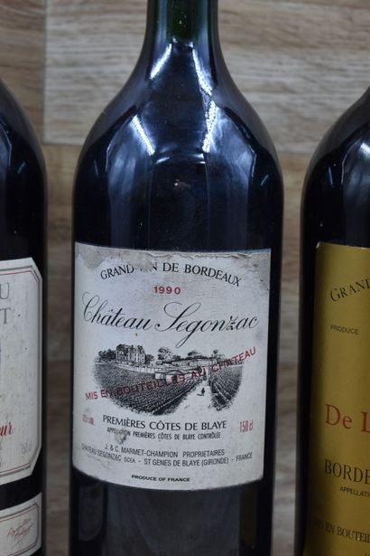 Réunion de 4 magnums : 

1 CELLIER DE LA...