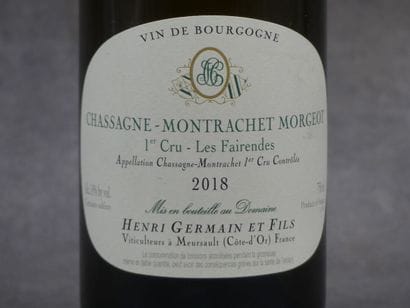 Réunion de deux bouteilles de Chassage-Montrachet



1...