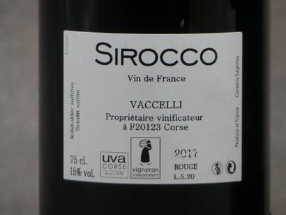 Réunion de 3 bouteilles Corse 



1 Bouteille...