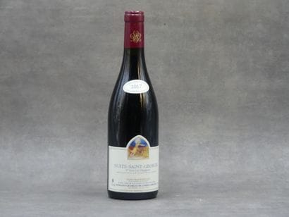 Réunion de 4 bouteilles de Nuits St Georges



2...