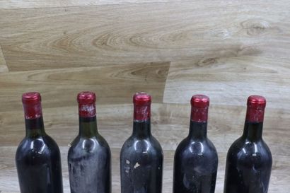 Réunion de 6 bouteilles Château Villemaurine...