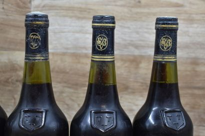 COTES DU RHONE 1989 
6 bouteilles de COTES...