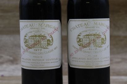 2 Bouteilles de MARGAUX 1977, CHATEAU MARGAUX,...