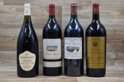 Réunion de 4 magnums : 

1 CELLIER DE LA...