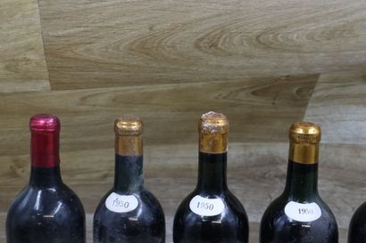 Réunion de 7 bouteilles comprenant, 5 bouteilles...