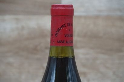 1 bouteille de Pommard 1er cru Les Rugiens...