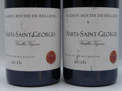 Réunion de 5 bouteilles Nuit St Georges



1...