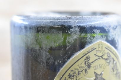 6 bouteilles de DOM PERIGNON 1982. Bon niveaux,...