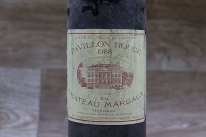 1 Bouteille de PAVILLON ROUGE du CH. MARGAUX...