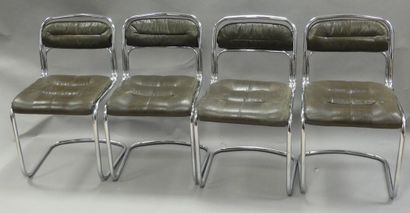 4 chaises de designer. Dimensions : 80 x...