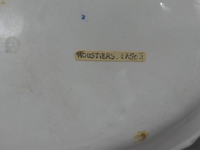 MOUSTIER. Paire de plats. XVIIIème siècle....