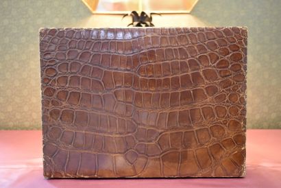 Toilet case in crocodile, inside in pecari...
