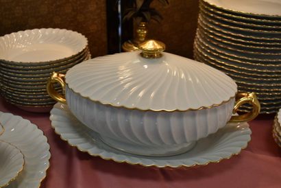 HAVILAND LIMOGES. White twisted porcelain...