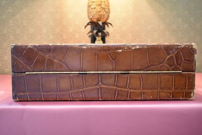 Toilet case in crocodile, inside in pecari...
