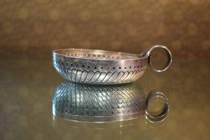 Silver wine tasting vessel with gadrooned...