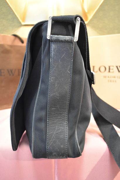 LOEWE. Shoulder bag in leather and black...