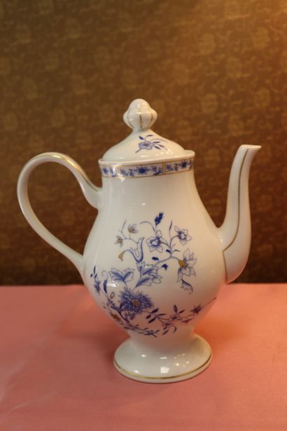 BERNARDAUD Limoges. Peking model. Porcelain...