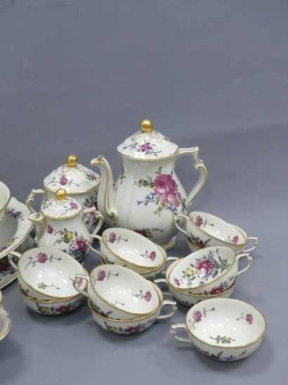 LIMOGES Bernardaud. Part of service model...