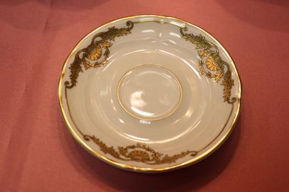 BERNARDAUD Limoges. Queen Elisabeth model....