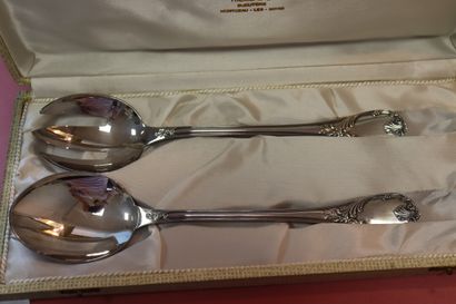 CHRISTOFLE. Marly model. Service in silver...