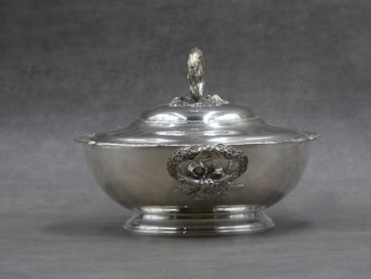 PUIFORCAT 1920, Légumier rond en argent poinçon...
