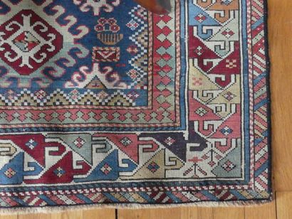 Tapis oriental à motif géométrique, champ...
