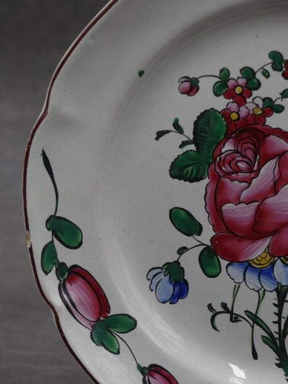 Assiette en faïence LUNEVILLE SAINT CLEMENT...