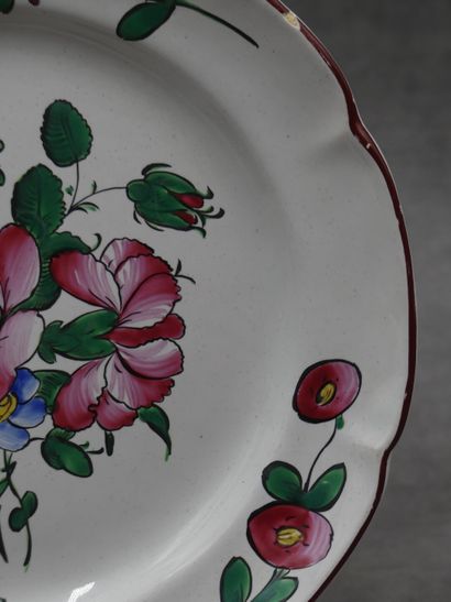Assiette en faïence LUNEVILLE SAINT CLEMENT...