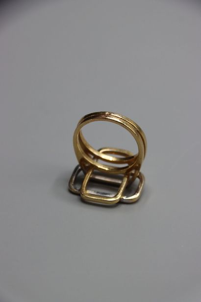 HAYOTTE à Metz. Bague contemporaine aux deux...
